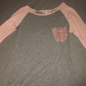 a half sleeve t shirt : grey/ baby pink